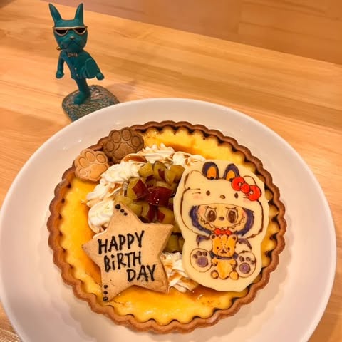 Neene table | 飲食店